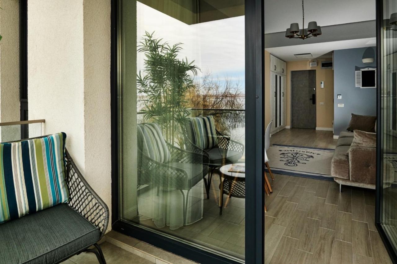 Riva Lake Boutique Mamaia Exterior photo